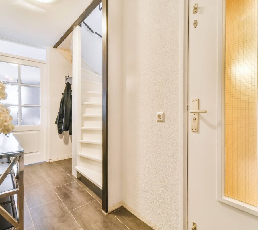 Modne kolory farb do przedpokoju – najnowsze trendy na 2025 rok