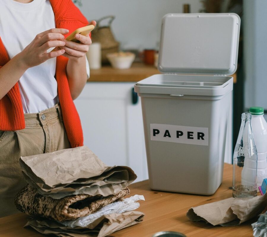 Jak prawidłowo segregować śmieci w domu?