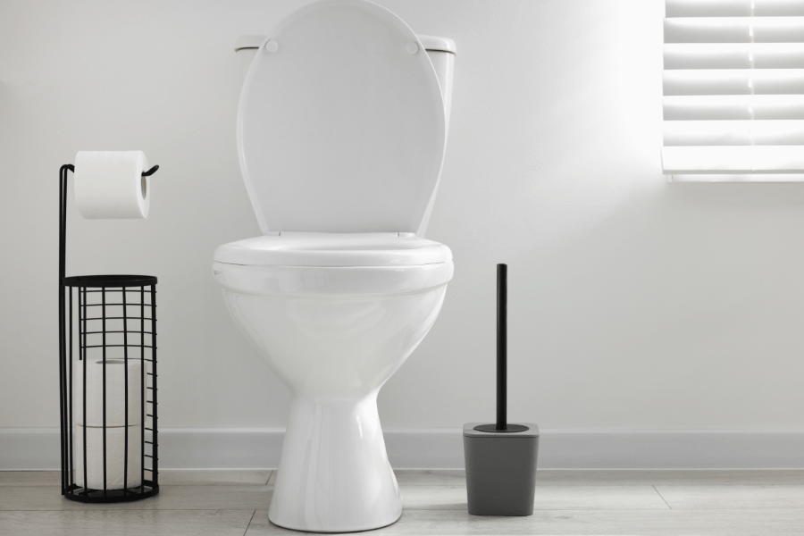 Jak urządzić łazienkę w firmie?