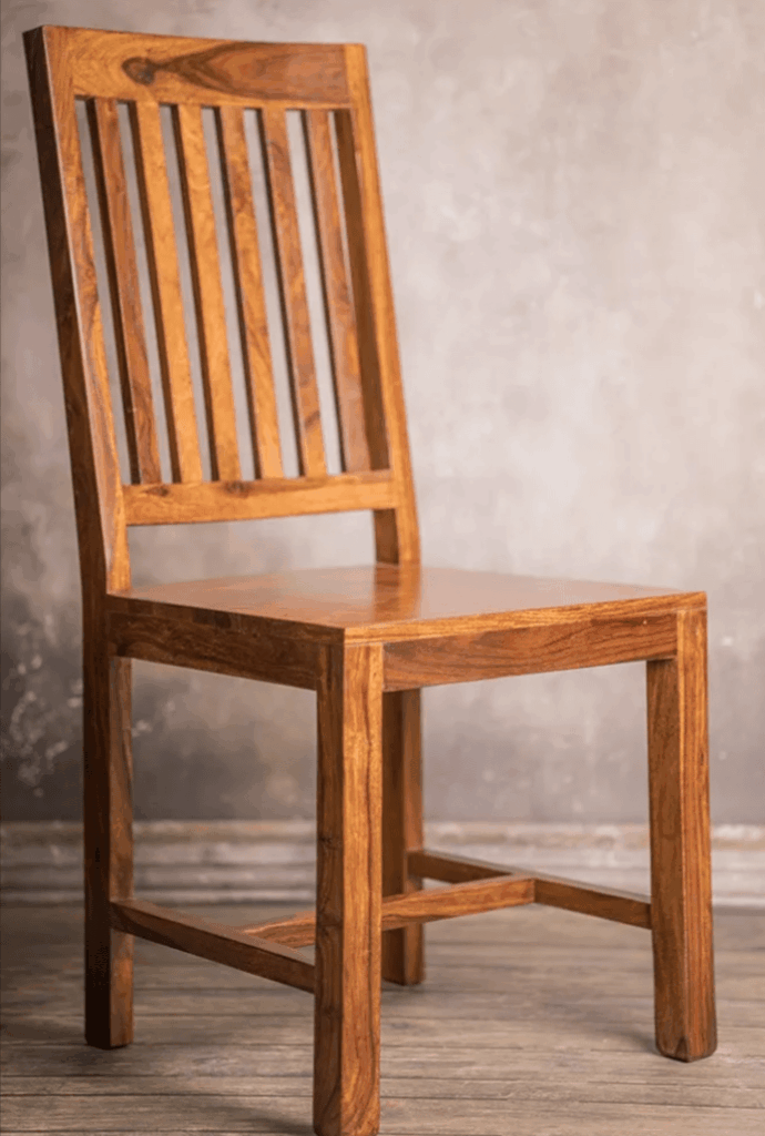 krzesło z drewna do jadalni 